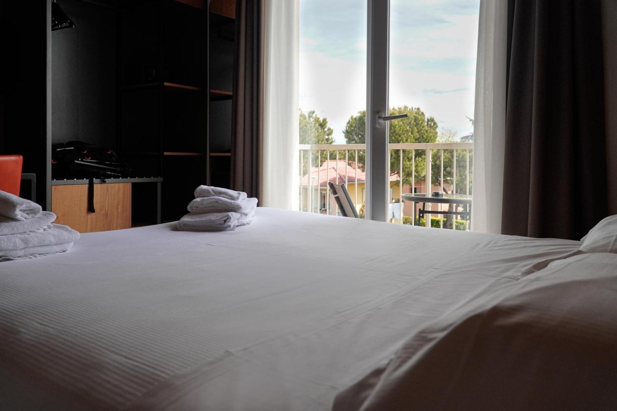 Hotel Arya By Mauro Sirmione Exterior foto