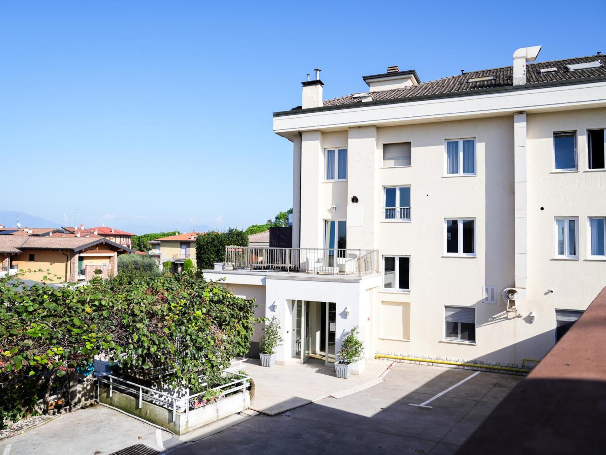 Hotel Arya By Mauro Sirmione Exterior foto